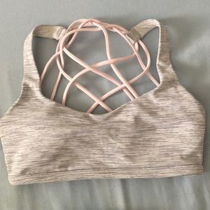 Lululemon sports bra